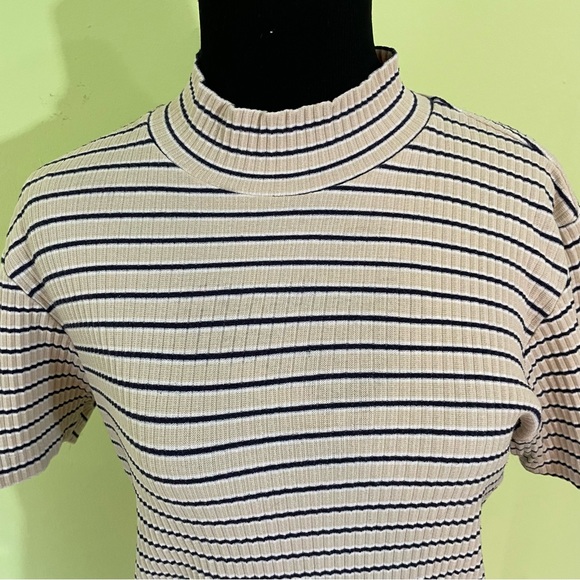 VINTAGE Y2K RIBBED STRIPED YELLOW BLUE MOCK NECK SHORT SLEEVE TOP SIZE MEDIUM - Picture 7 of 8